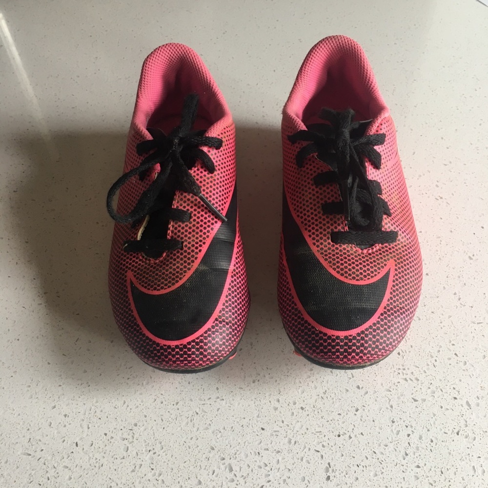 Girls soccer cleats size 13
